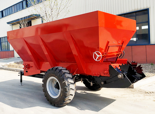Horizontal Beater Manure Spreader
